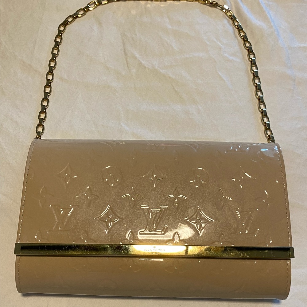 Louis Vuitton Sand Dune Vernis Clutch